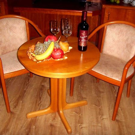 Hotel Nadikvari Tbilisi Ngoại thất bức ảnh