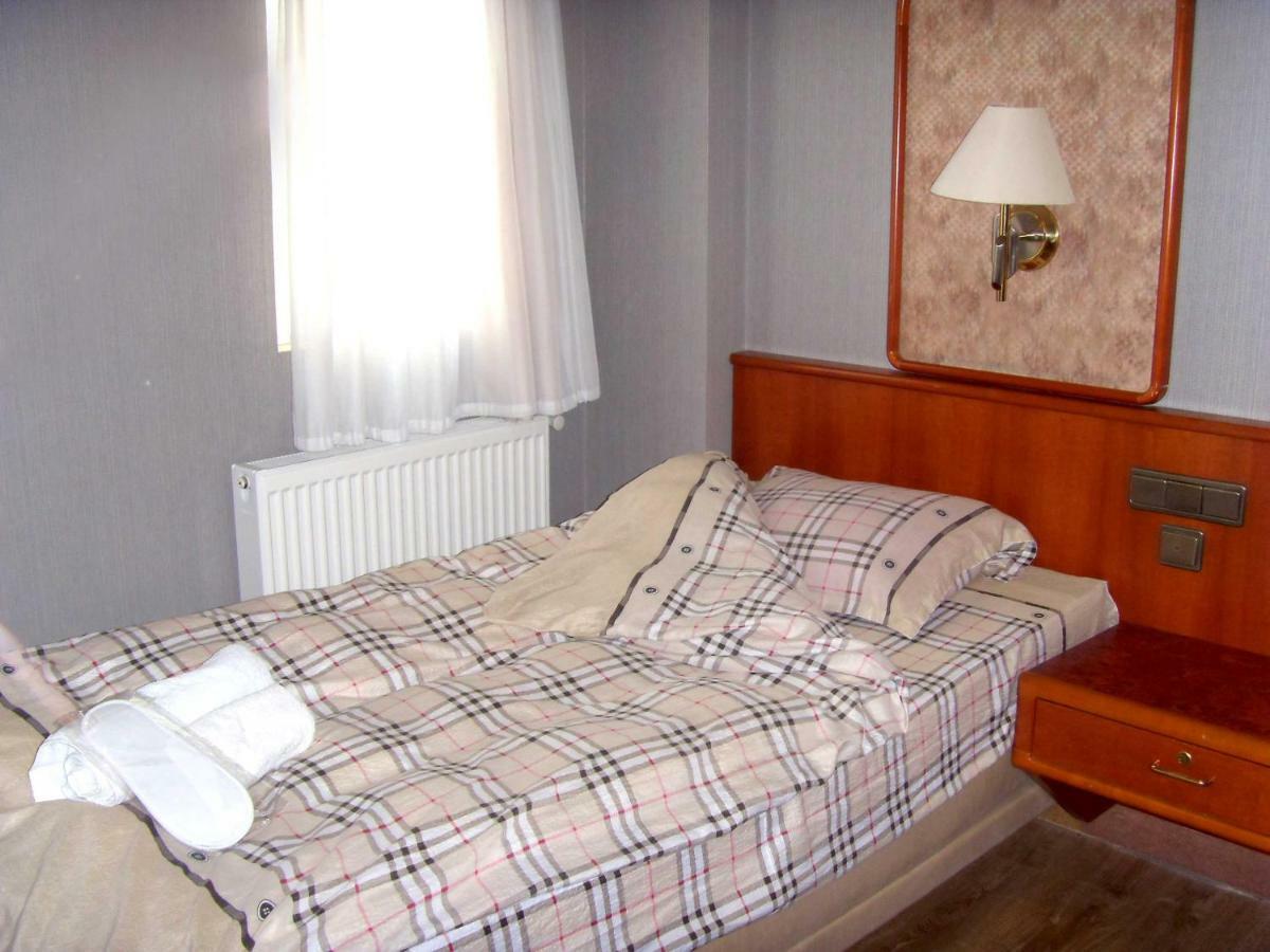 Hotel Nadikvari Tbilisi Ngoại thất bức ảnh